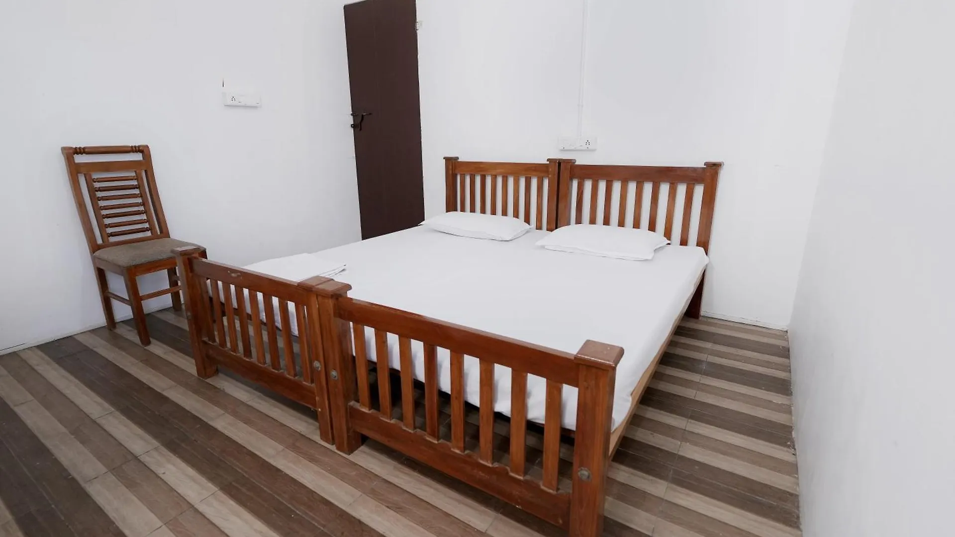 Quarto em Acomodações Particulares Metropolitan Serviced Villa Kochi